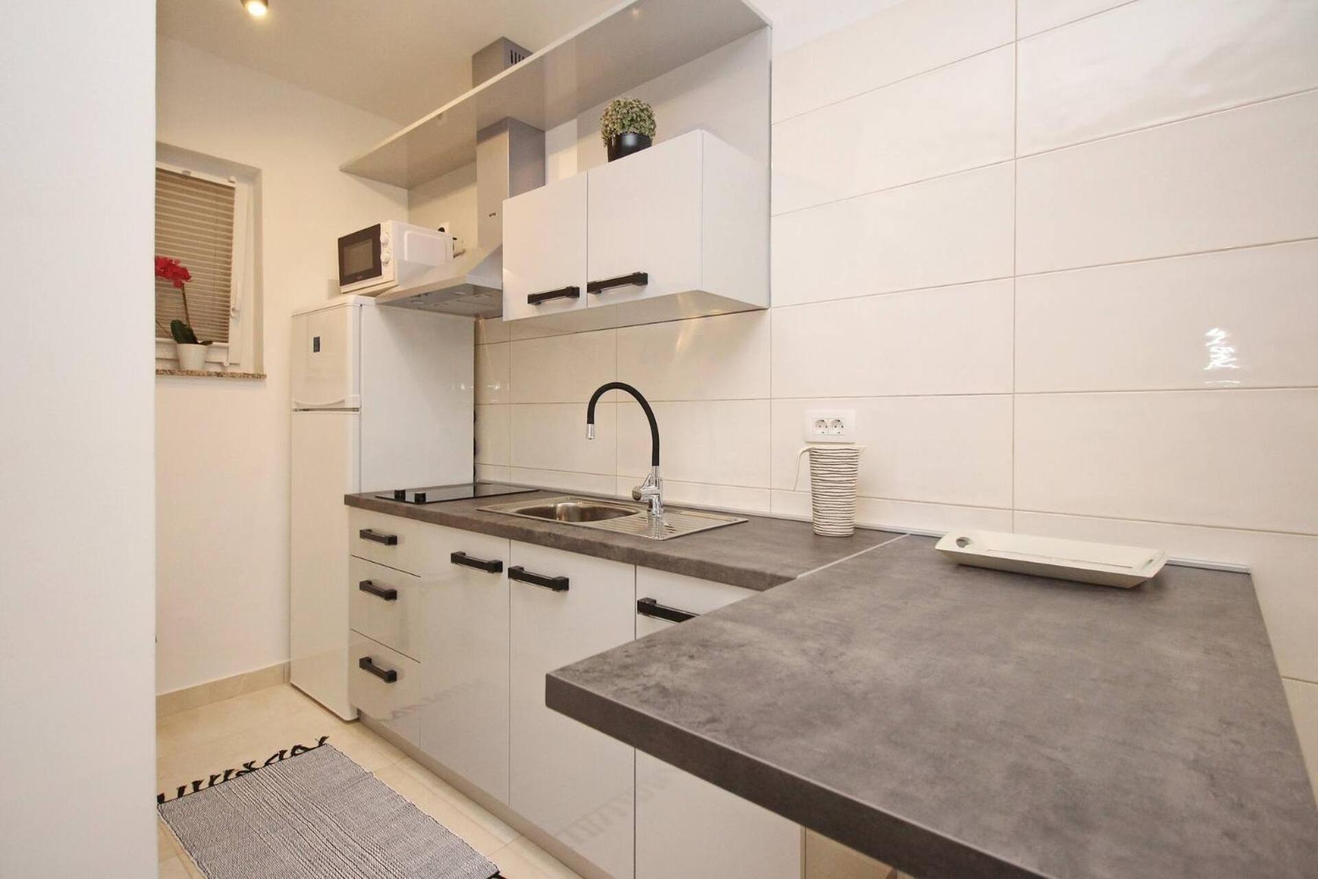 Apartments Karamarko Башка Екстер'єр фото